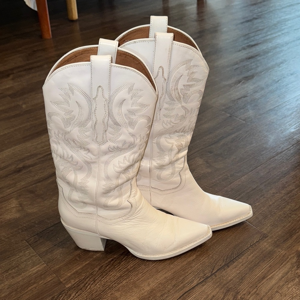 $270~JEFFREY CAMPBELL~White Leather Dagget Western Heeled Cowboy Boots~9/9.5